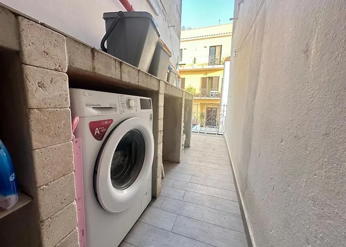 Appartement Center, Modern House With Ac And Wi-fi