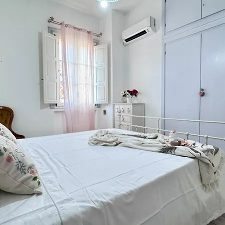 Appartement Center, Modern House With Ac And Wi-fi *