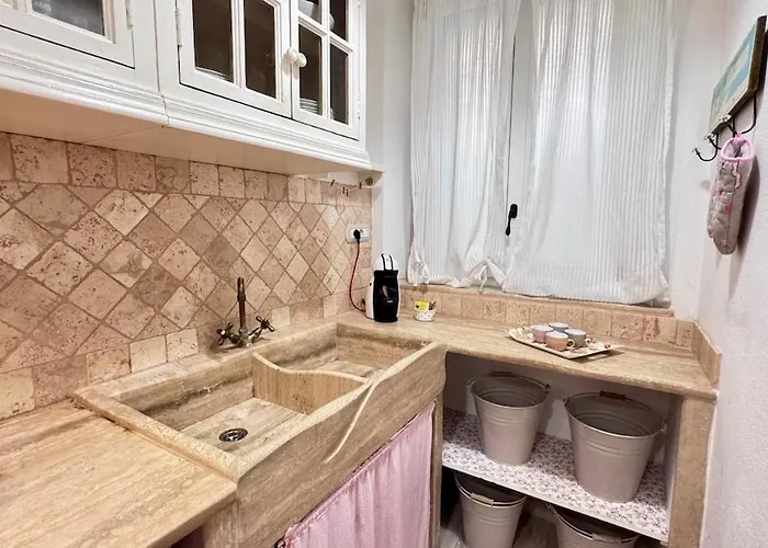 Appartement Center, Modern House With Ac And Wi-fi *